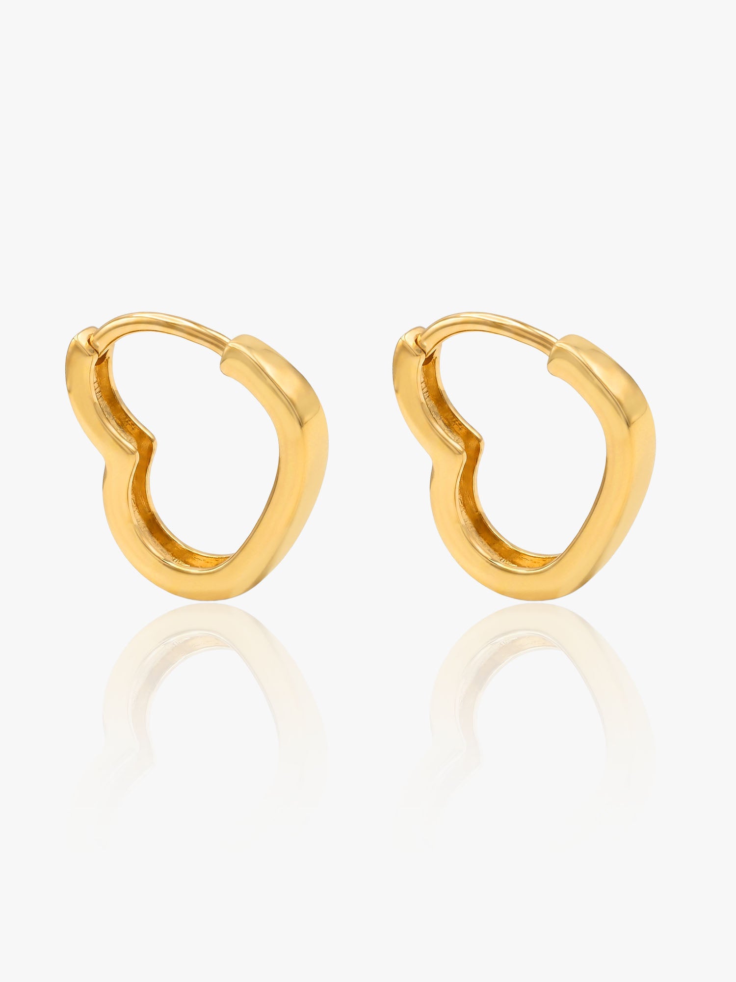916 Gold Heart Earring