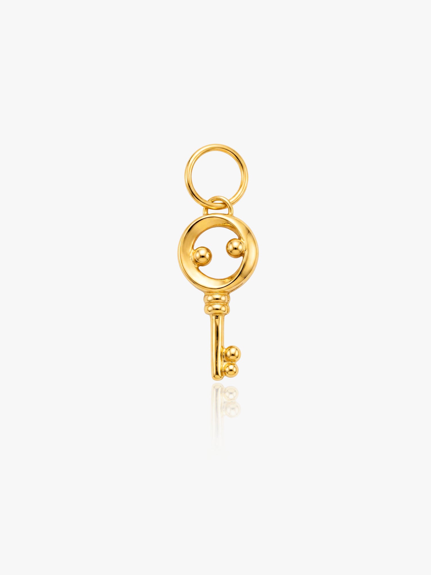 916 Gold Round Key Pendant