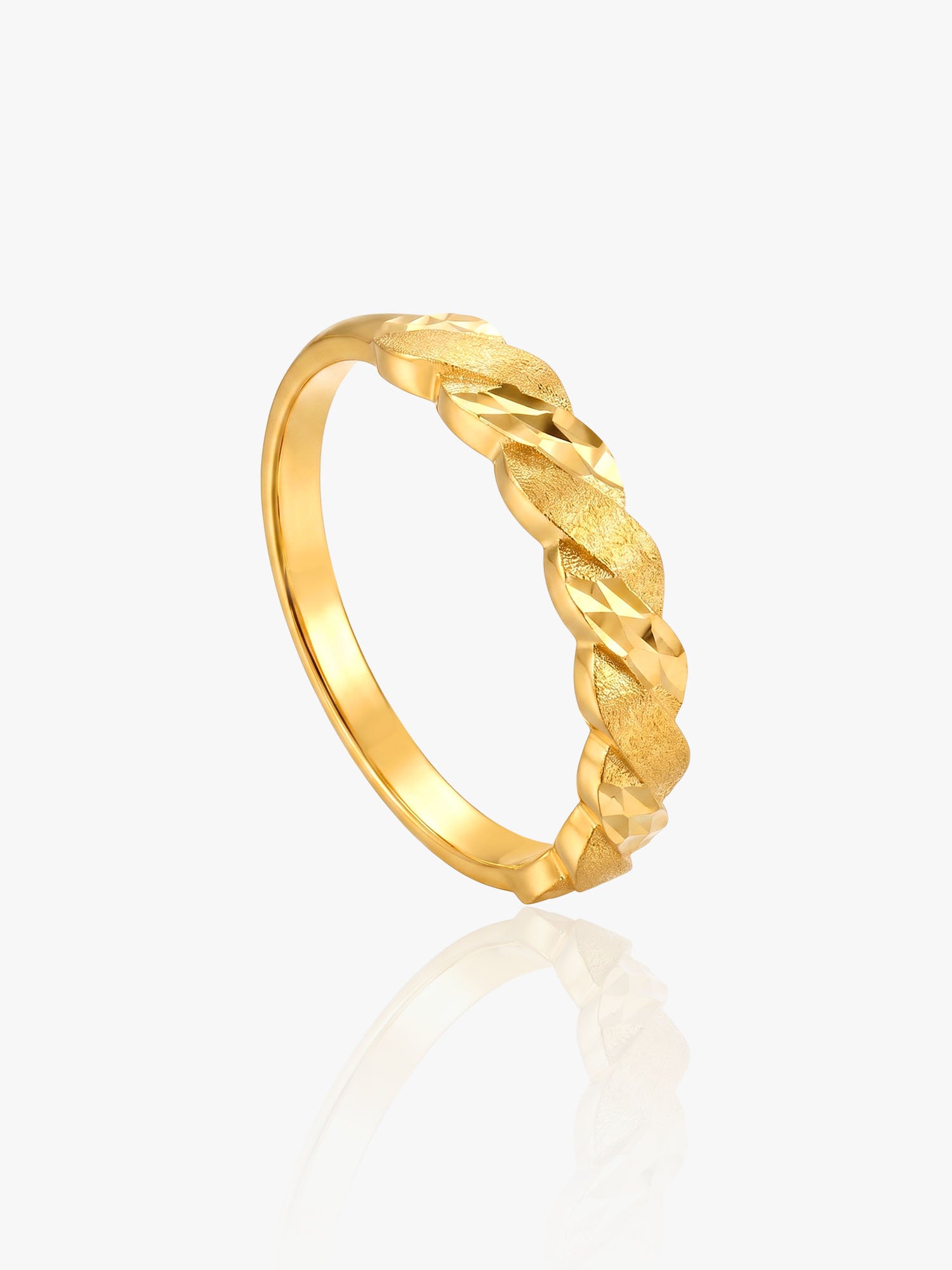 916 Gold Twinkle Twist Ring