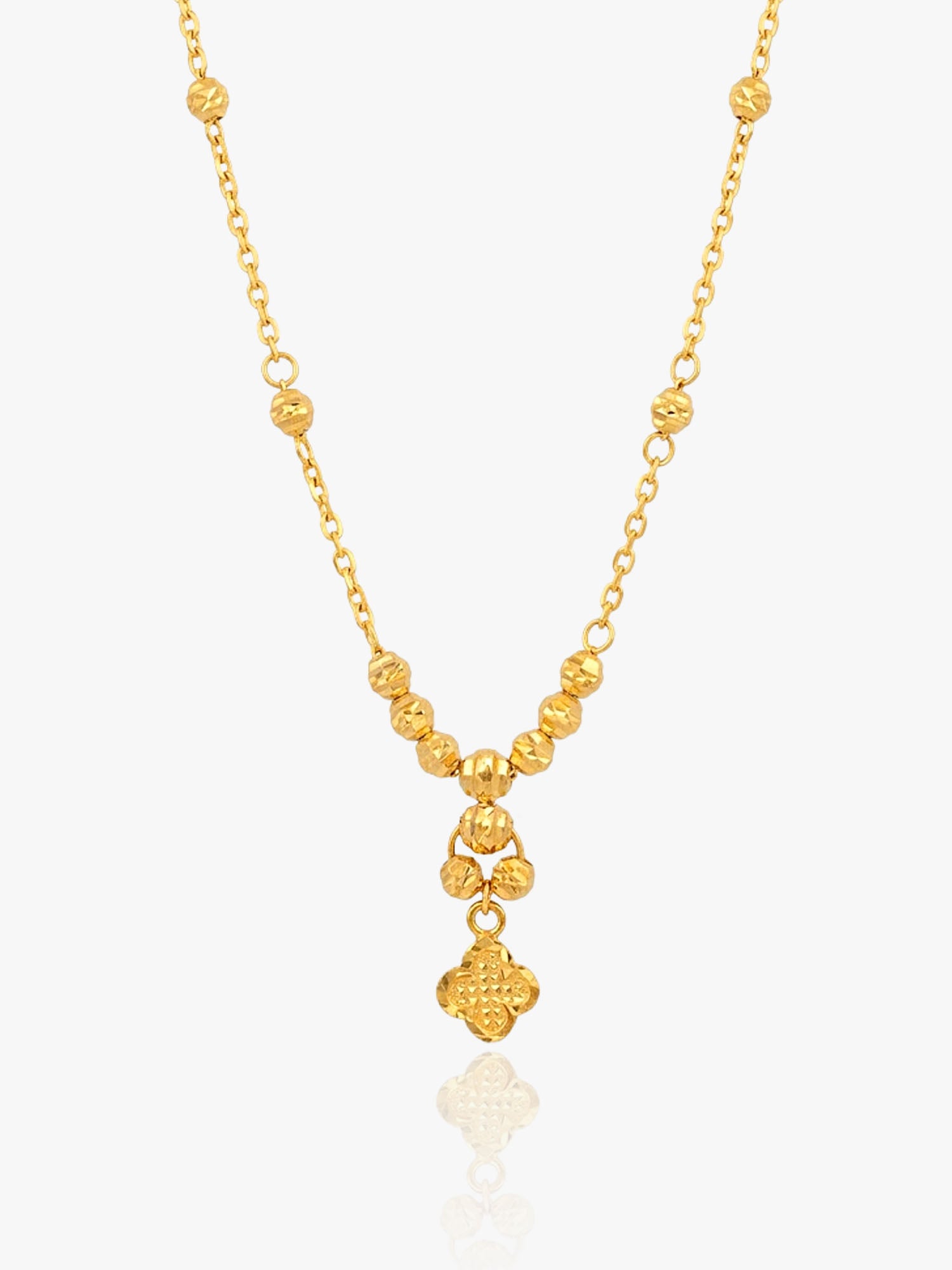 916 Golder Ball With Small Clover Chain